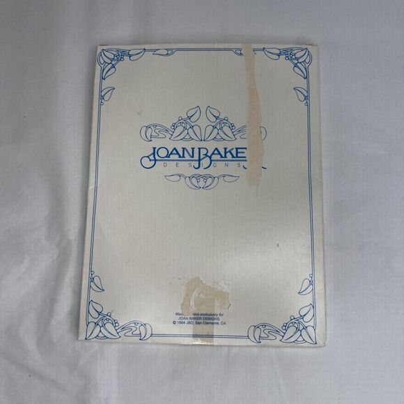 Handpainted Joan Baker Design Oval Suncatcher NEW Adirondack Chair Stained Glass - Picture 7 of 10